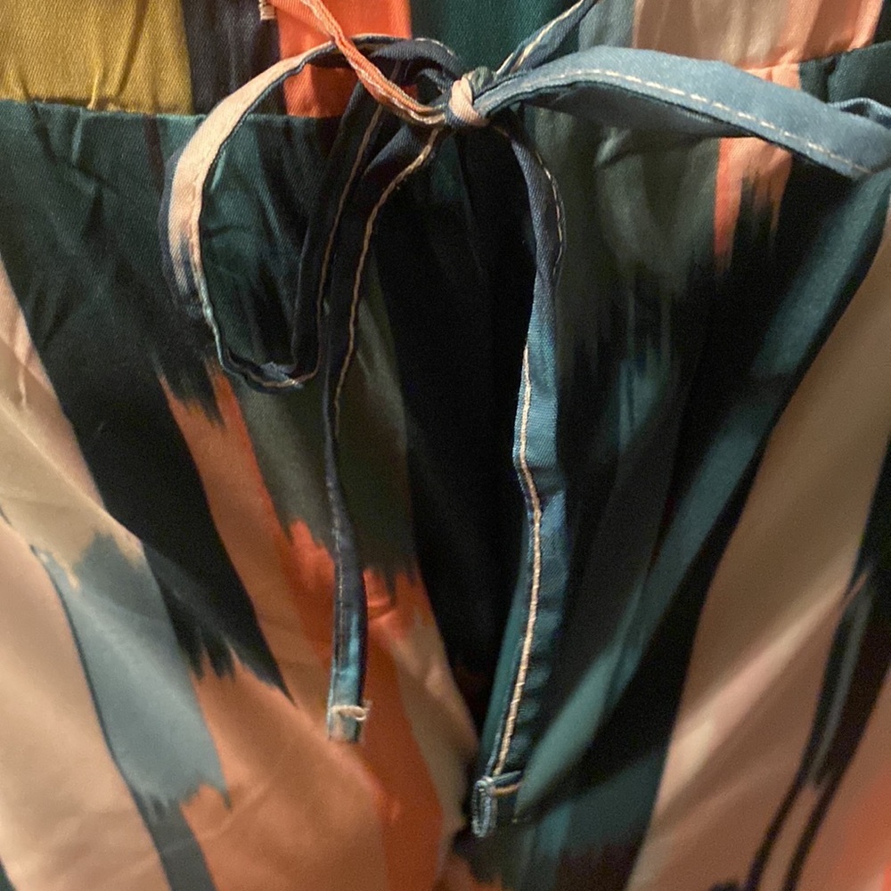 Wide leg, split hem pants - Picture 4 of 5